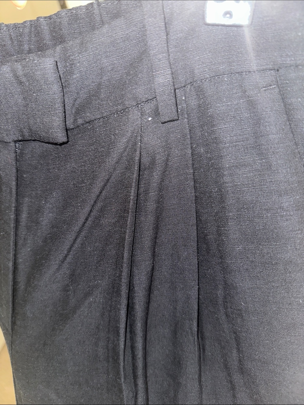 H&M Black High-Waist Pleated Trousers - Picture 5 of 7